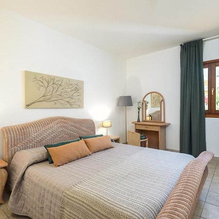 Hotel Moderno Olbia Exterior photo