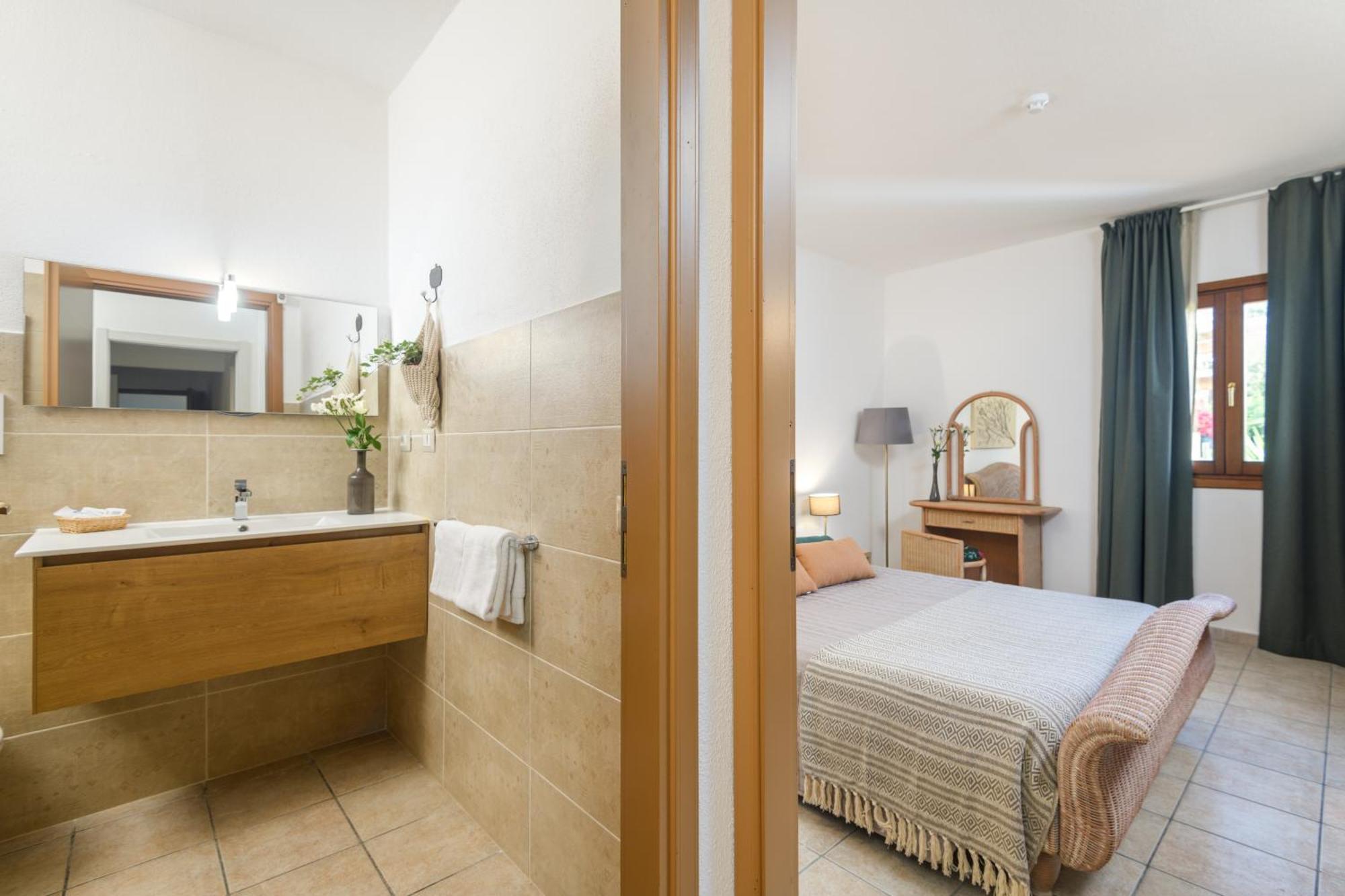 Hotel Moderno Olbia Exterior photo