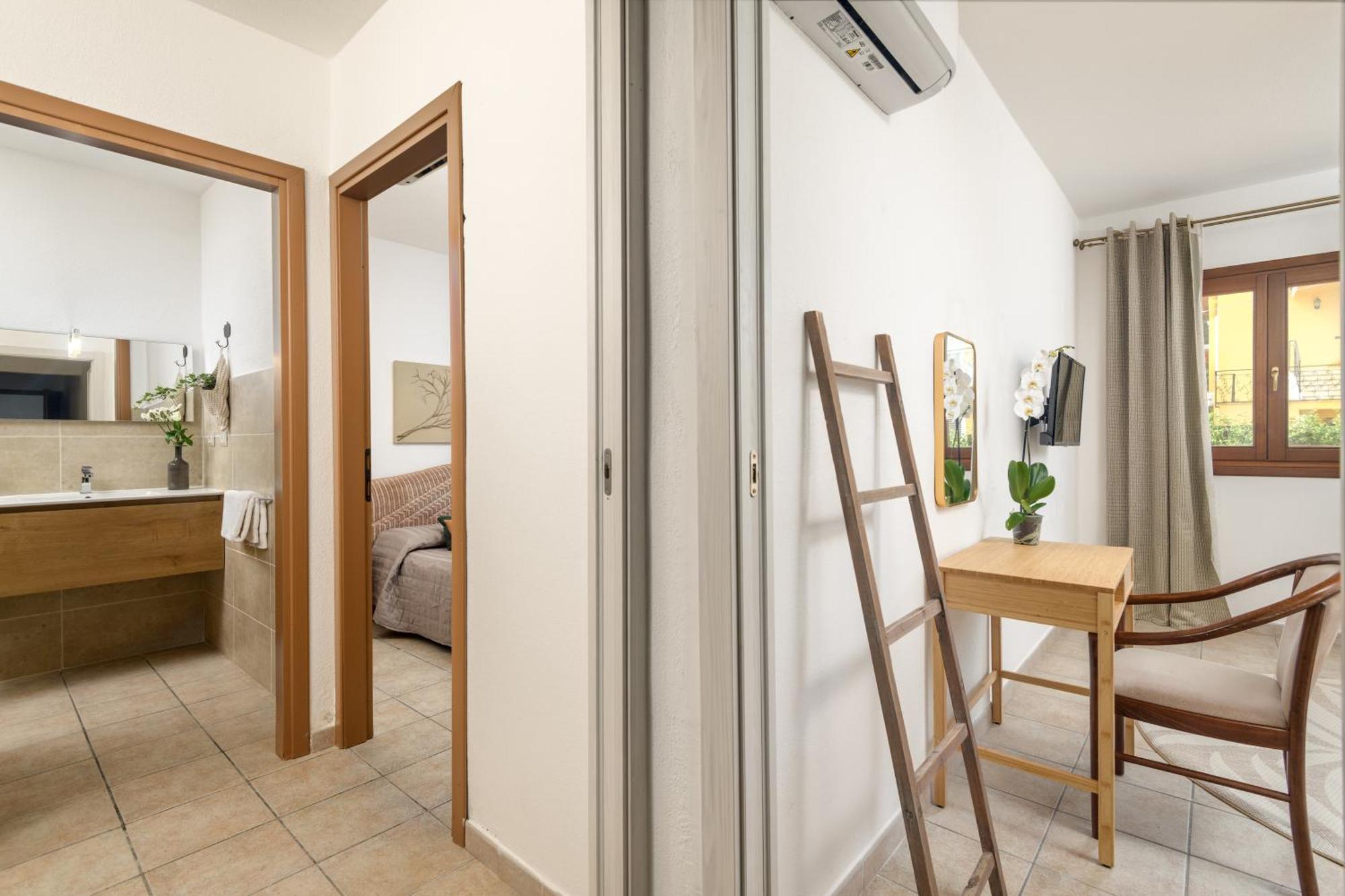 Hotel Moderno Olbia Exterior photo