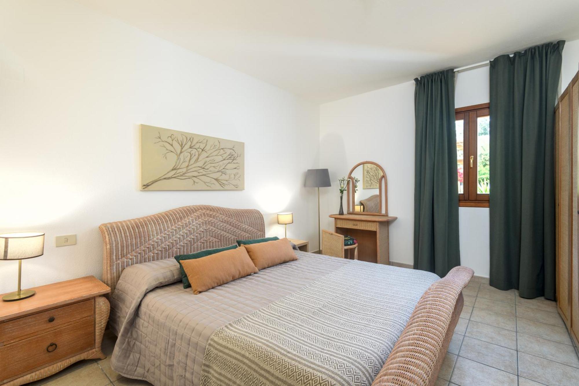 Hotel Moderno Olbia Exterior photo